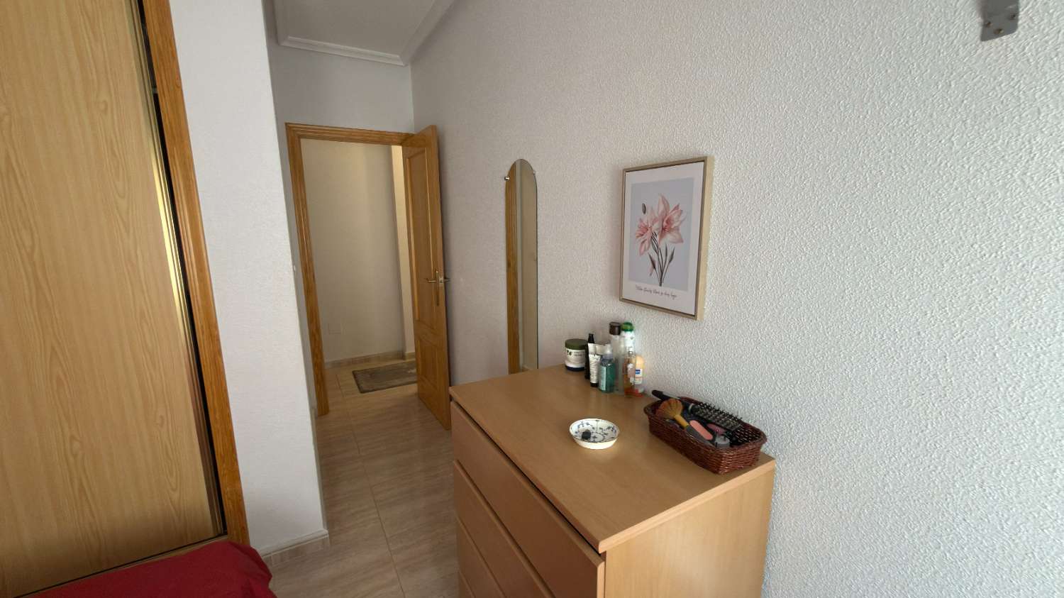 Beautiful 2 Bedroom Ground Floor Apartment with Private Solarium & Communal Pool in Catral