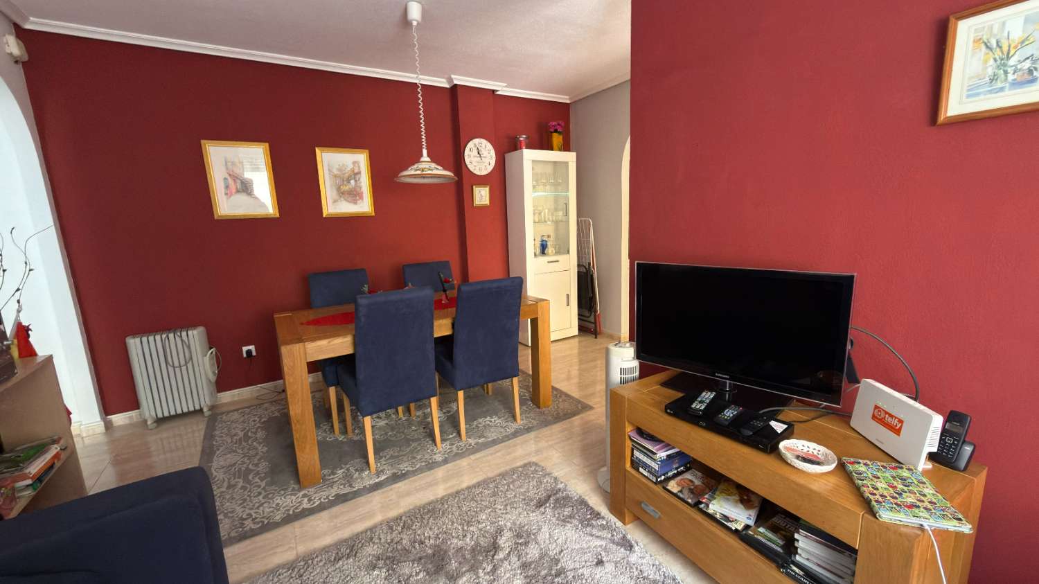 Beautiful 2 Bedroom Ground Floor Apartment with Private Solarium & Communal Pool in Catral