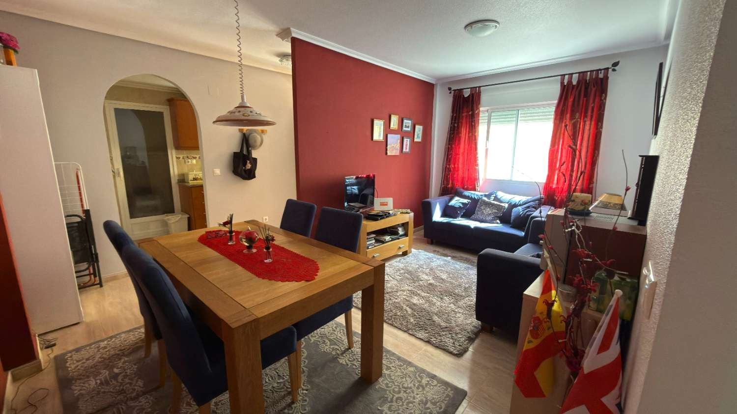 Beautiful 2 Bedroom Ground Floor Apartment with Private Solarium & Communal Pool in Catral