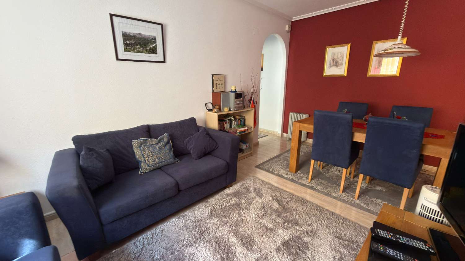 Beautiful 2 Bedroom Ground Floor Apartment with Private Solarium & Communal Pool in Catral