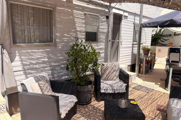 A ready-to-enjoy fully equipped Delta Santana Mobile hom...