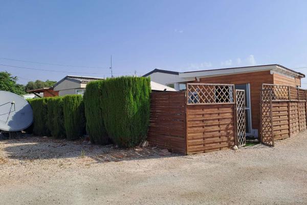 BK Senator Mobile Home with Large Extension – 2 Bedrooms...